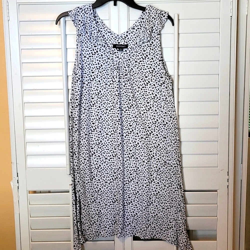 Ellen Tracy 3/4 length nightgown